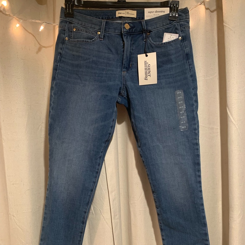 GAP- True Skinny Jeans- Super Slimming- size 29R